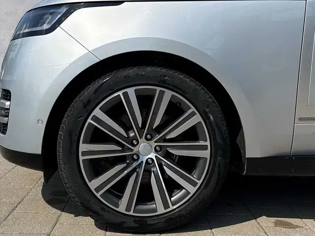 Land Rover Range Rover view 9