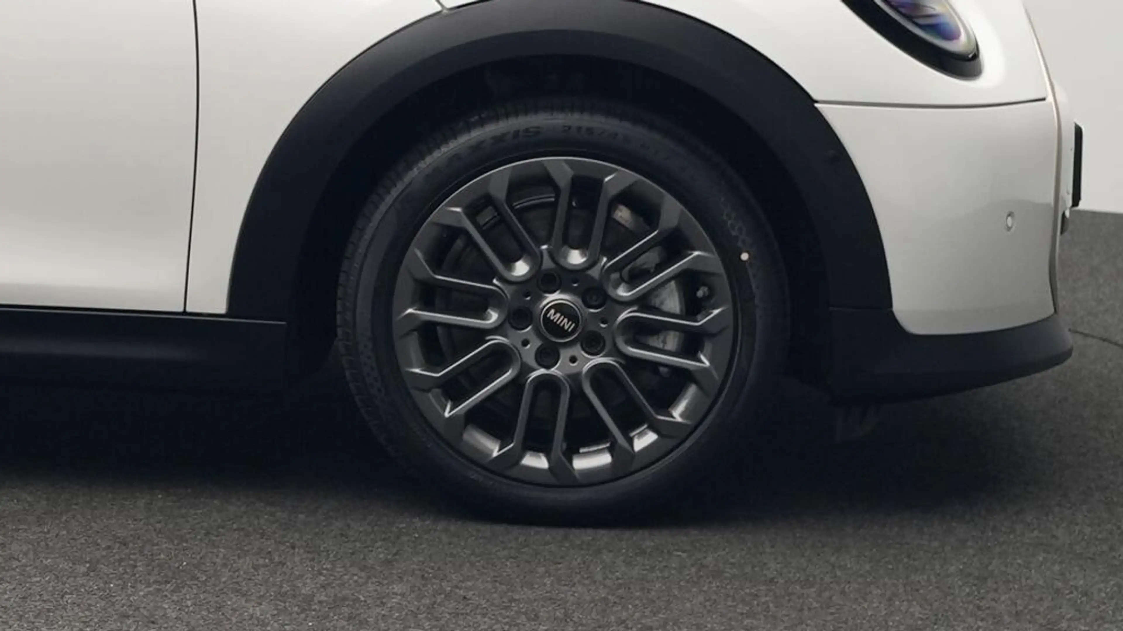 MINI Cooper C Cabrio Favoured Trim — photo 13