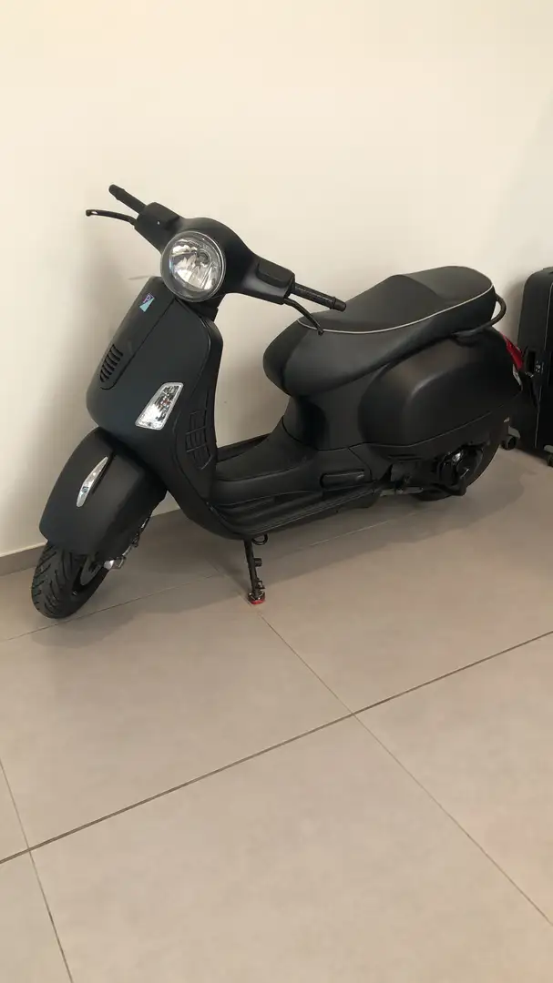 Vespa GTS 300 - 1
