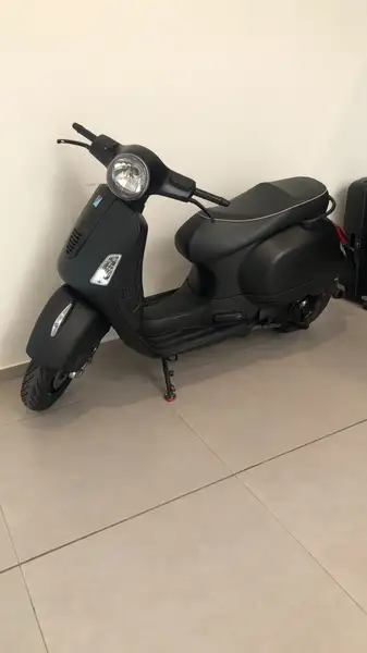 Vespa GTS 300