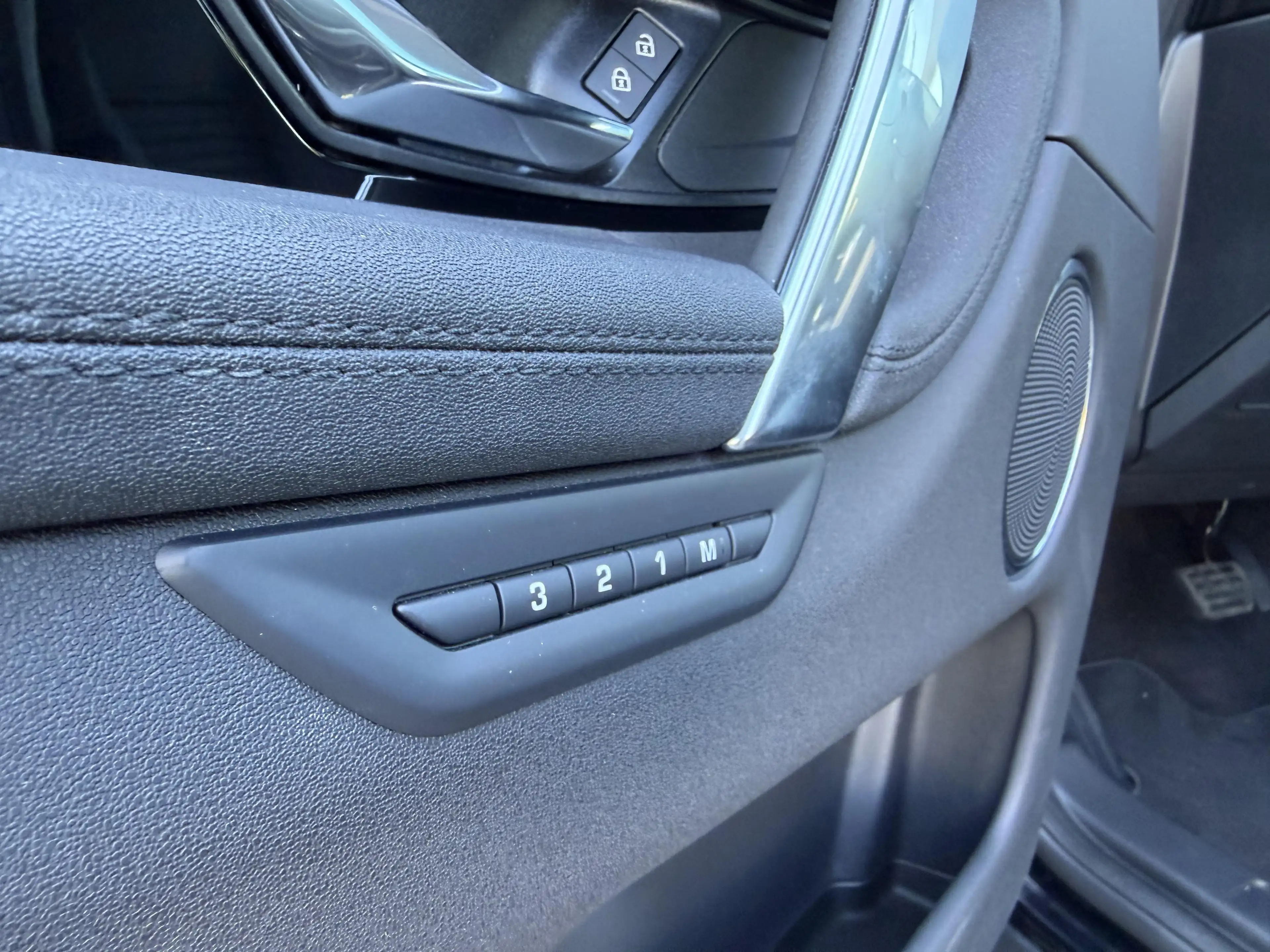 Land Rover Discovery Sport P270e S AWD Auto. 25MY — photo 14