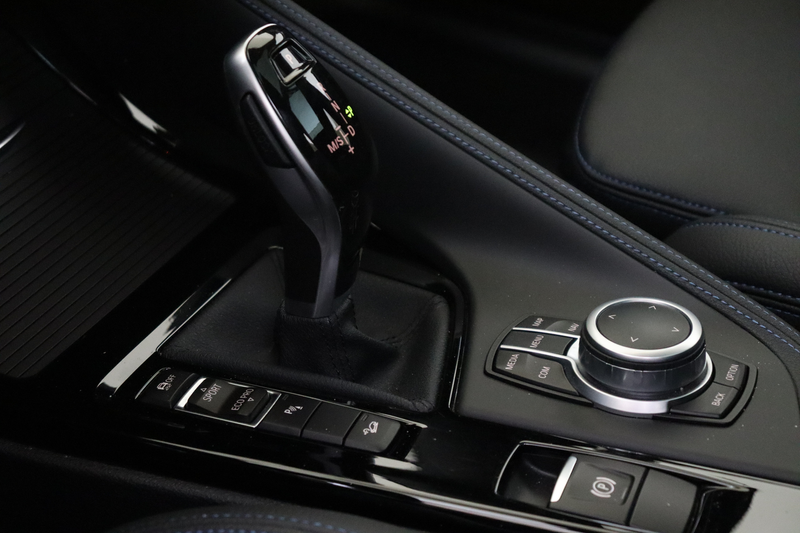 BMW X2 M35i Automaat / Panoramadak / Sportstoelen / Head- — photo 6
