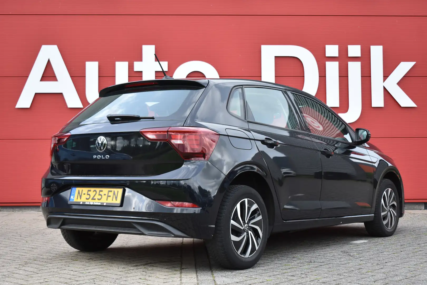 Volkswagen Polo 1.0 TSI Life Carplay | Virtual Cockpit | Adapt. Cr Negro - 2