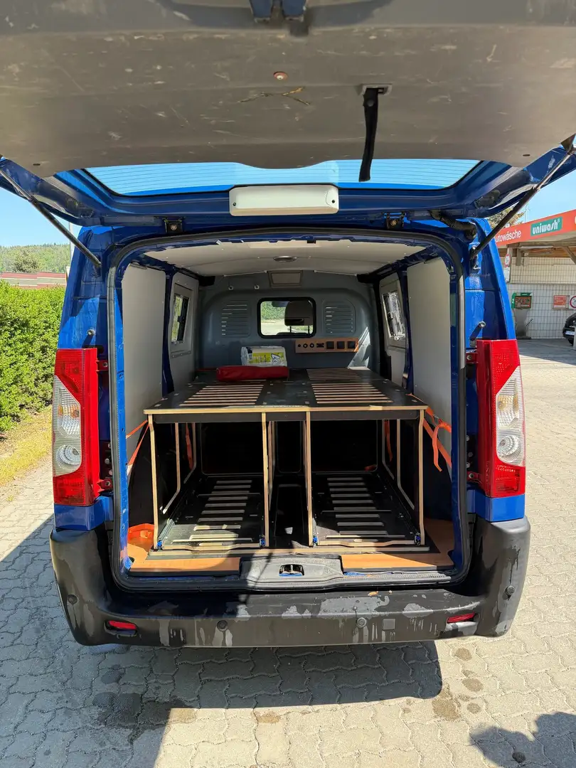 Fiat Scudo Scudo Business Van L1H1 2,0 16V Family Business Van Family Blau - 2