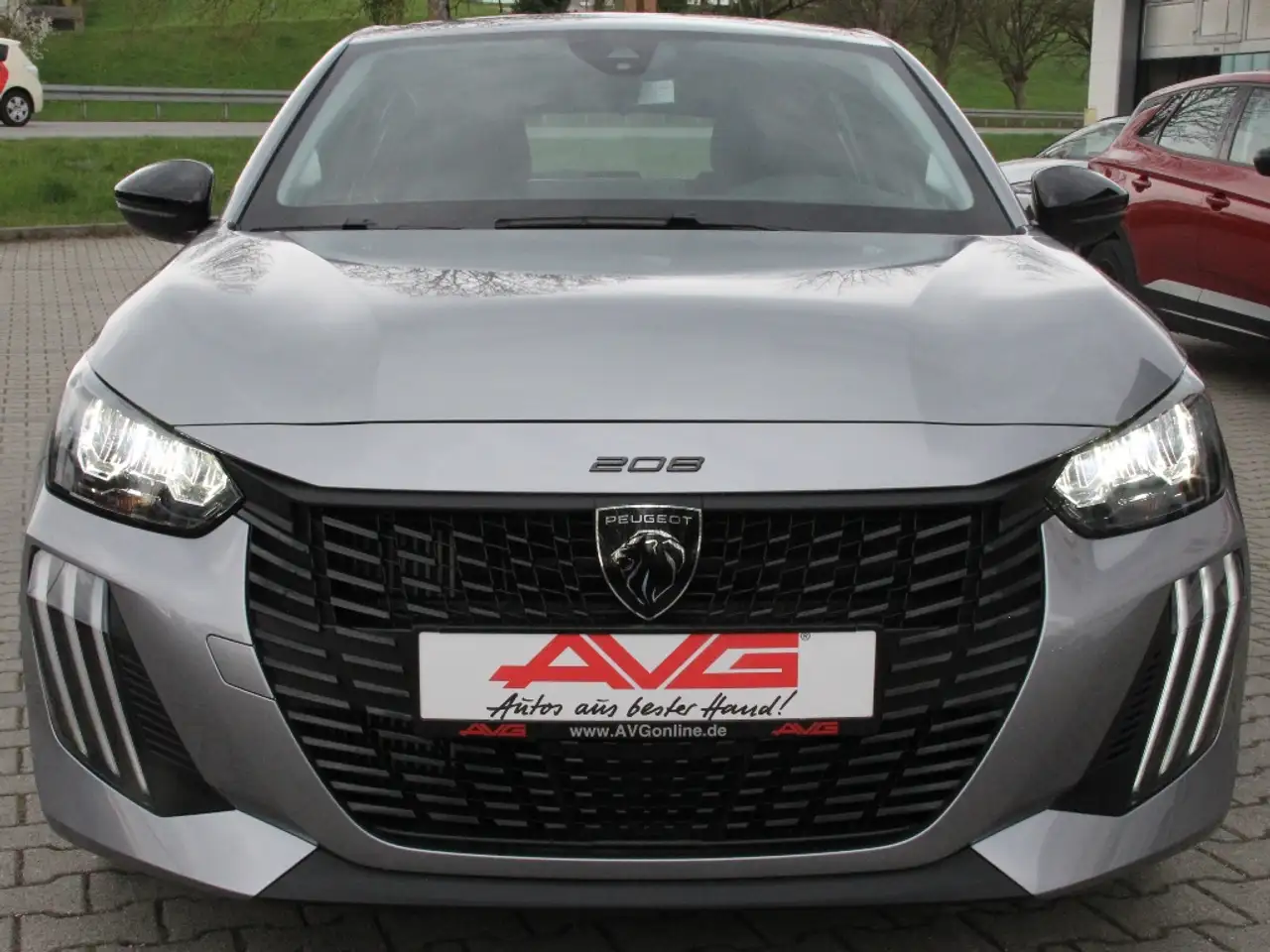 Peugeot 208 Allure LED Klimaautomatik Sunset PDC vo/hi — миниатюра 1