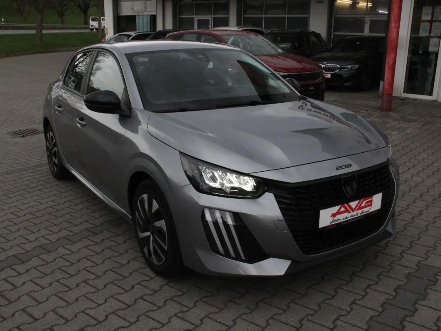 Peugeot 208 Allure LED Klimaautomatik Sunset PDC vo/hi Gris - 2