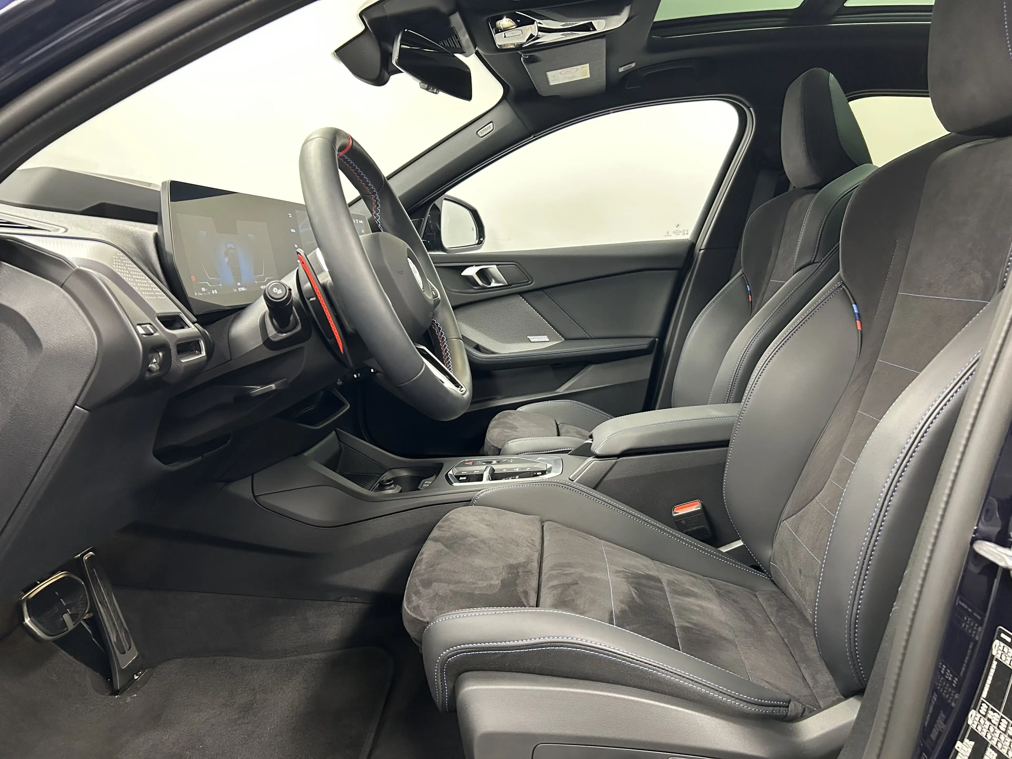 BMW 135 M135 xDrive Hatch — photo 4