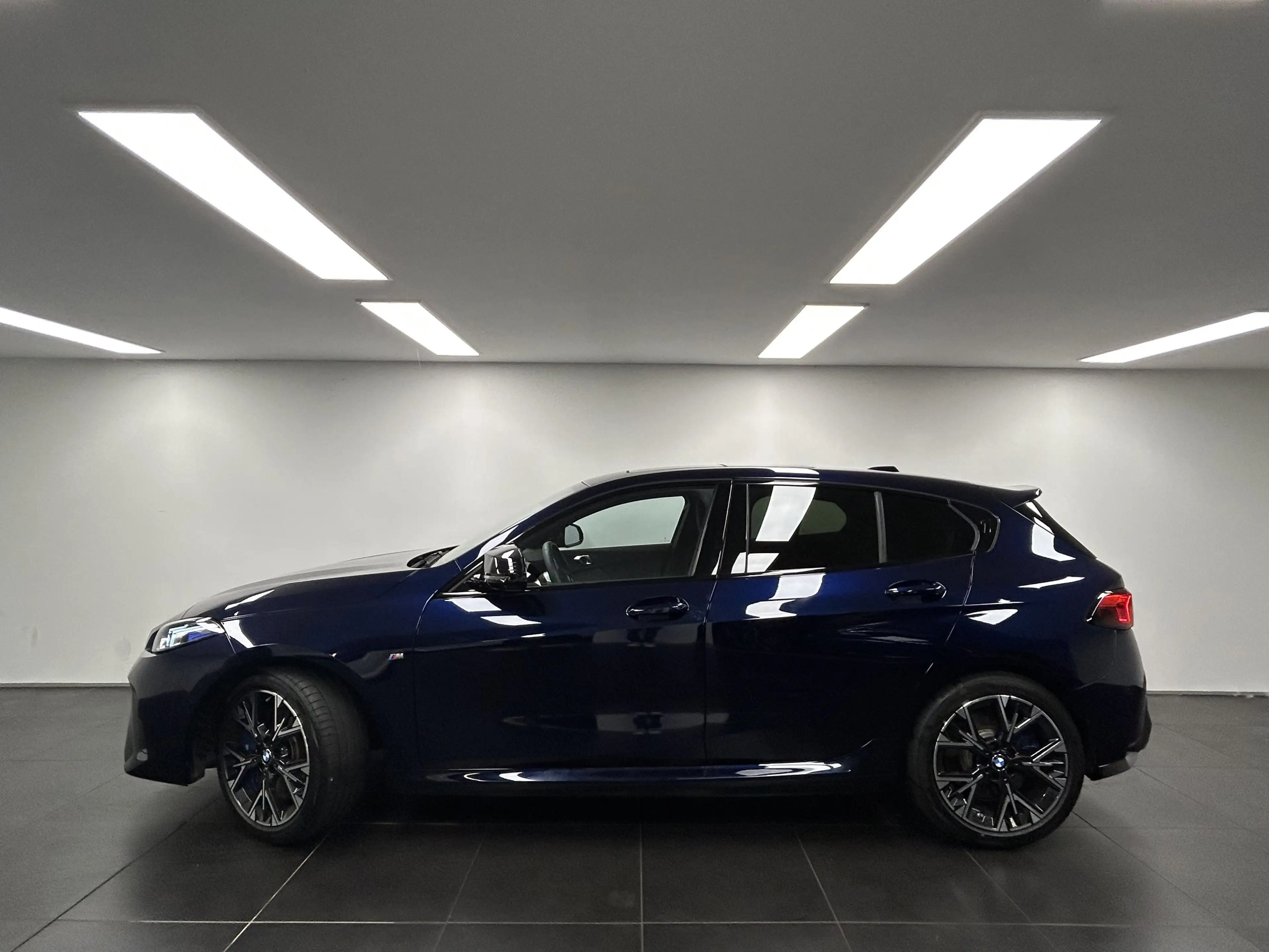 BMW 135 M135 xDrive Hatch — photo 2