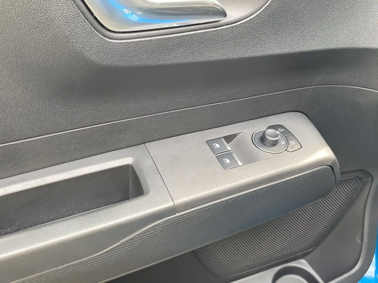 Ford Tourneo Courier Trend Bluetooth Klima Einparkhilfe, миниатюра 9