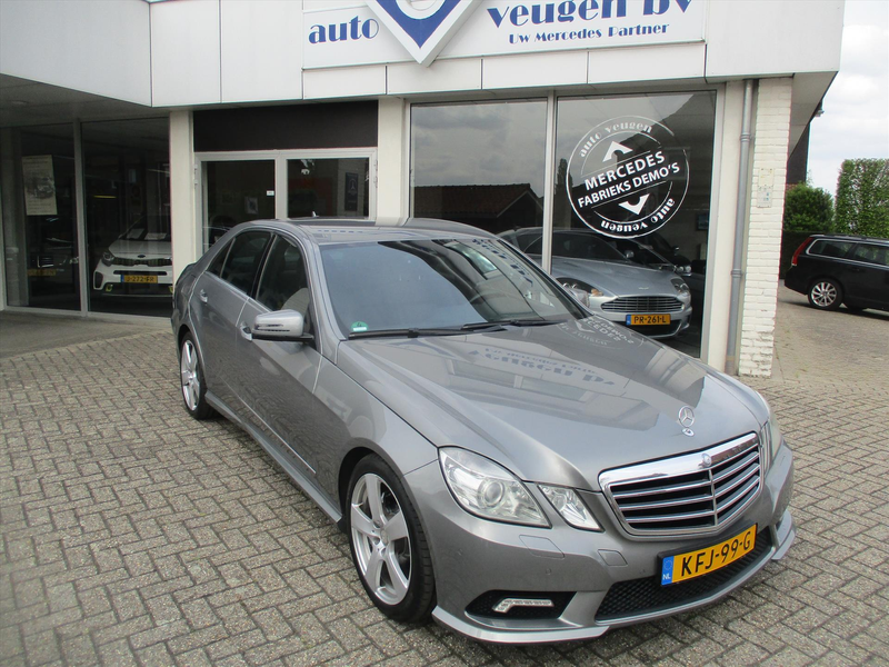 Mercedes-Benz E 200 E200 CGI BlueEfficiency Aut. AMG
