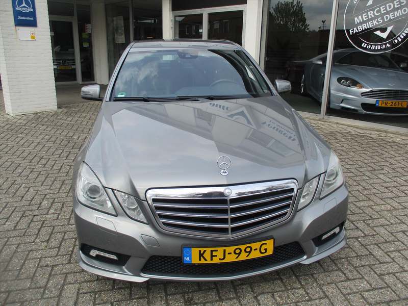 Mercedes-Benz E 200 E200 CGI BlueEfficiency Aut. AMG — photo 2