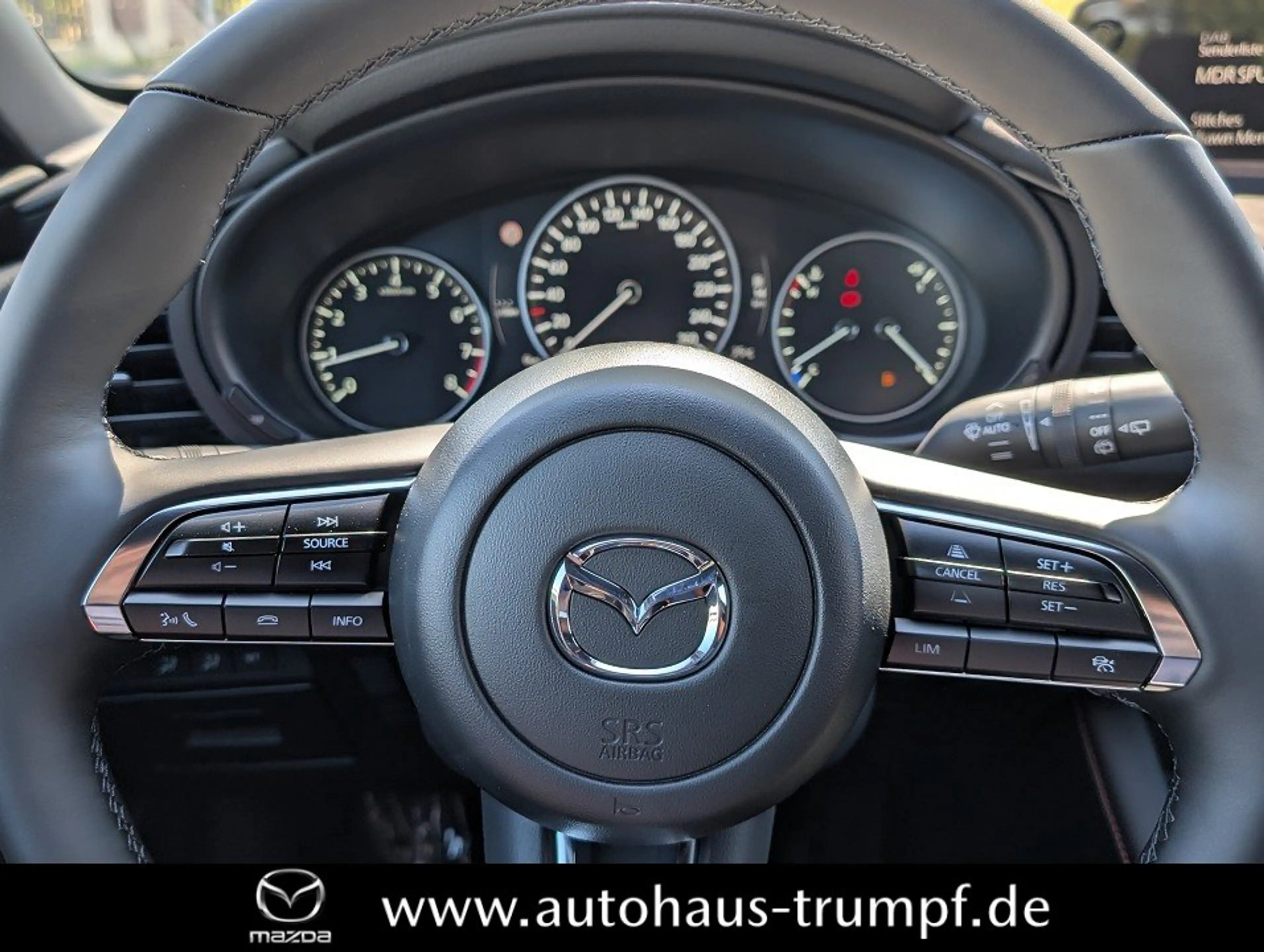 Mazda 3 2.0L e-SKYACTIV X 186ps — photo 11