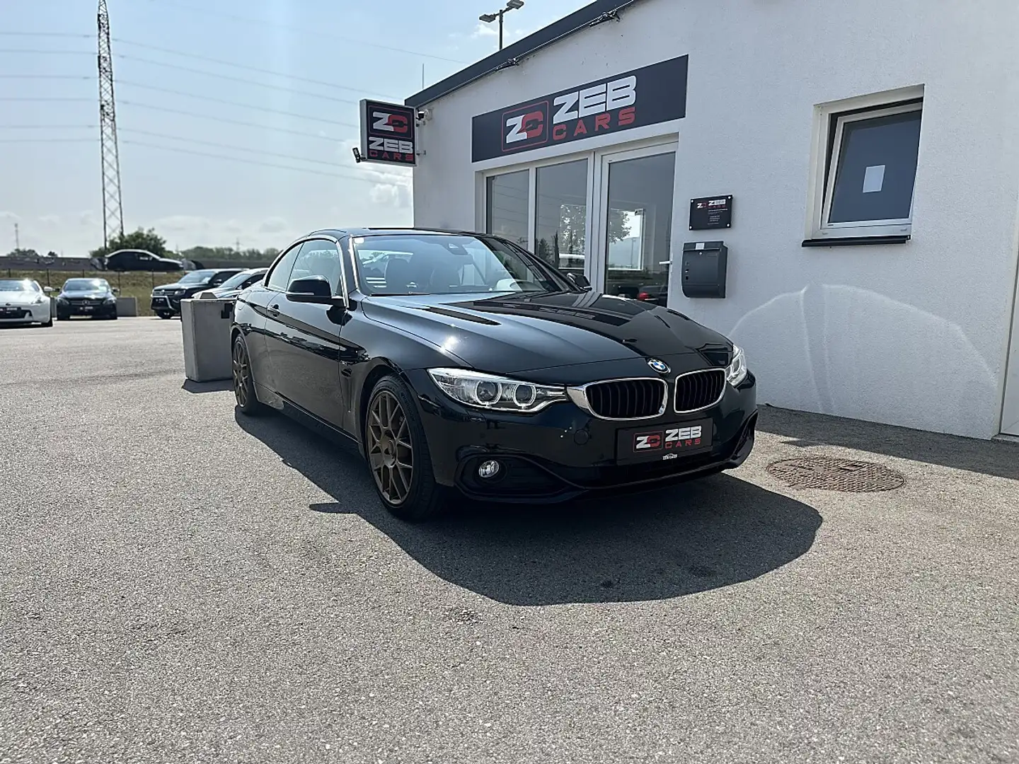 BMW 420 d Cabrio Aut. Schwarz - 1
