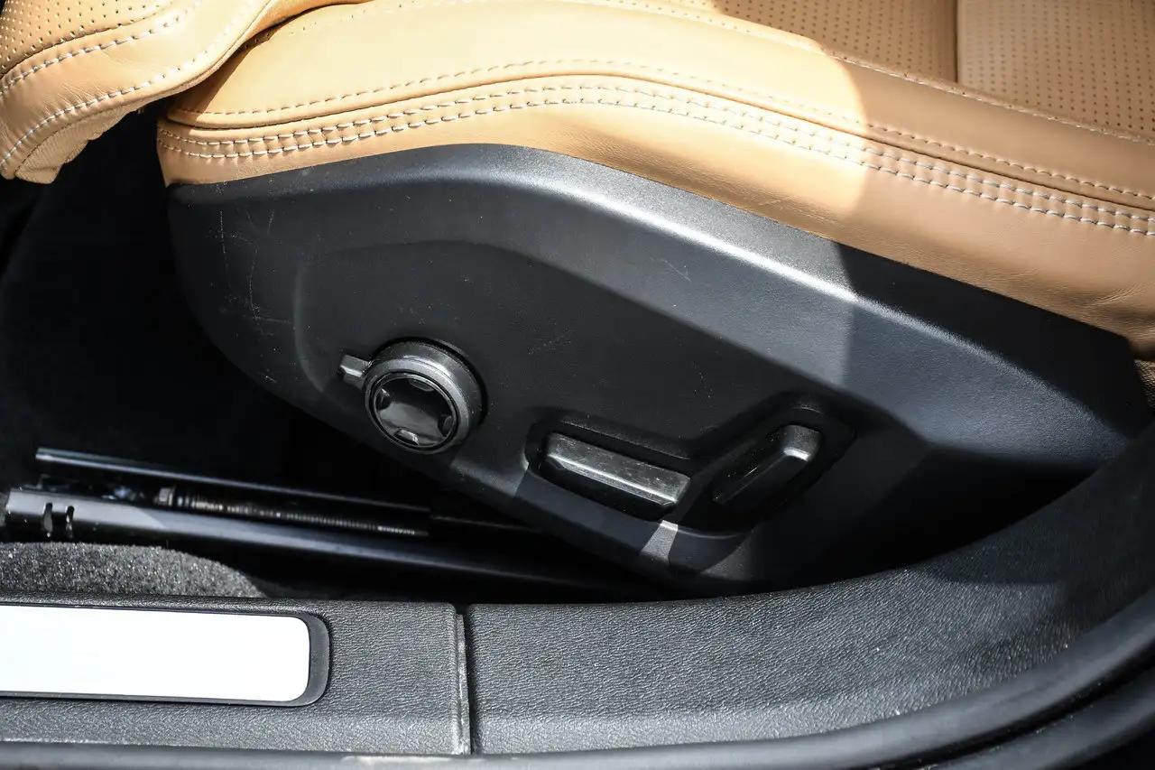 Volvo V60 снимка Volvo V60