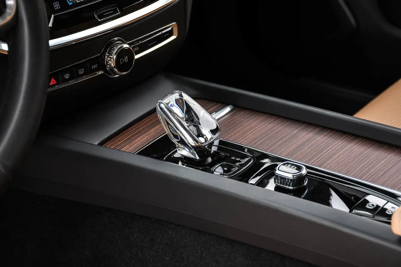 Volvo V60 снимка Volvo V60
