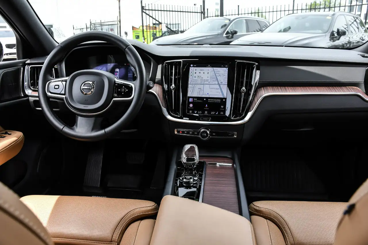 Volvo V60 снимка Volvo V60