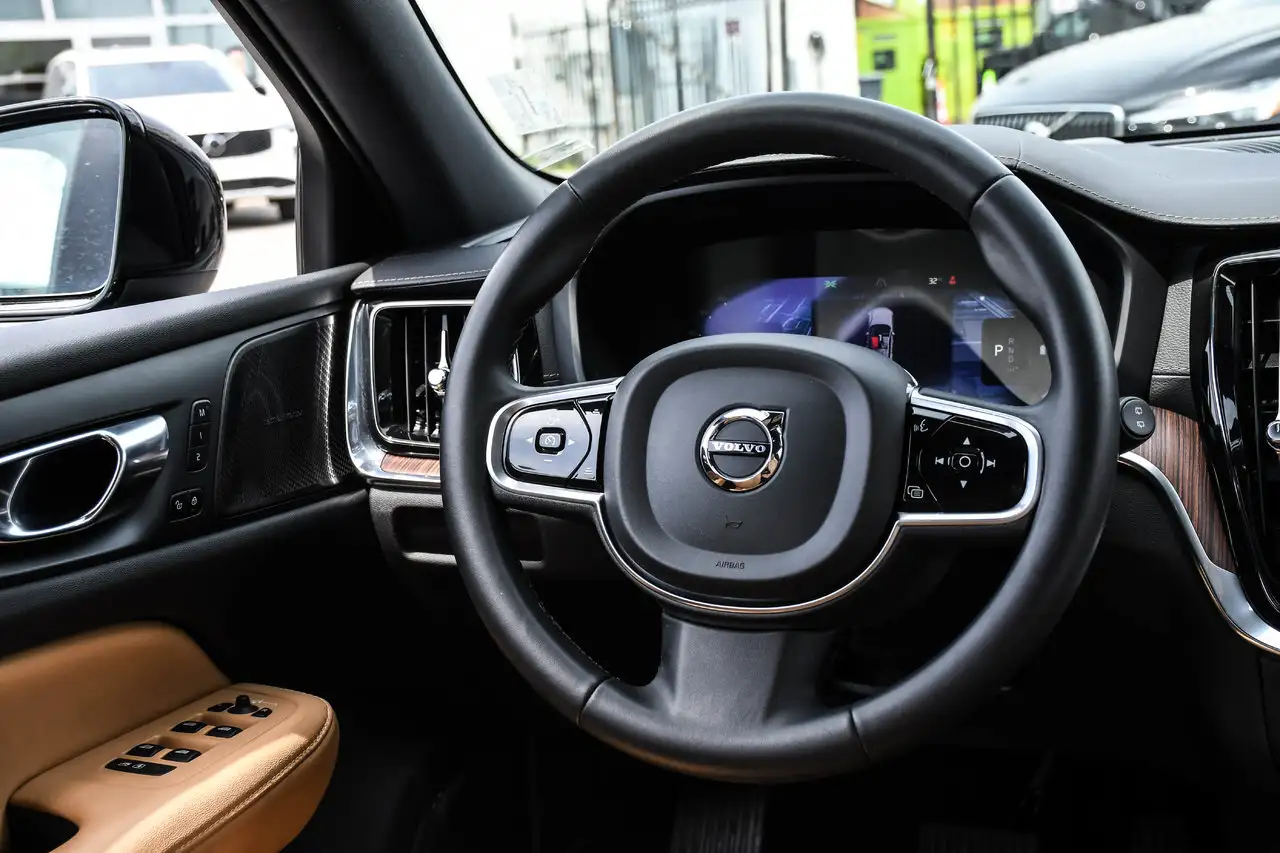 Volvo V60 снимка Volvo V60
