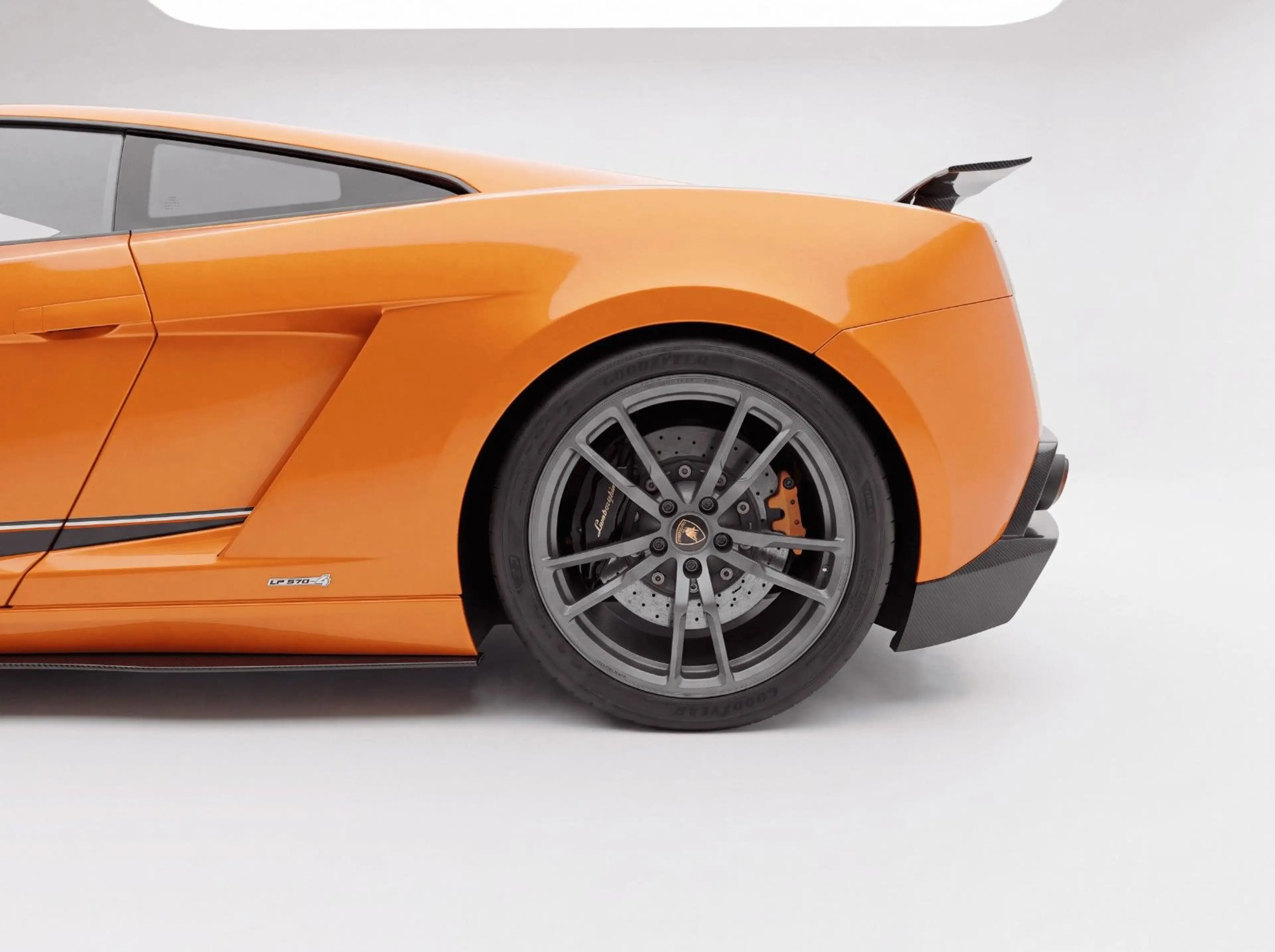 Lamborghini Gallardo LP570-4 Superleggera — photo 5
