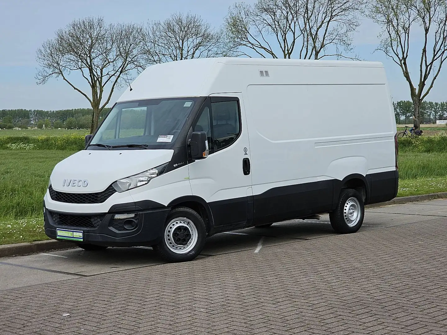 Iveco Daily 35 S 150 l2h2 Wit - 2