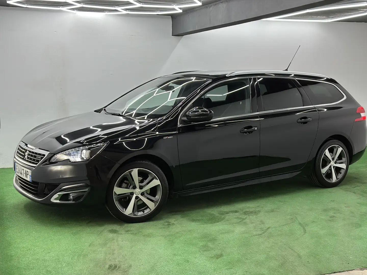 Peugeot 308 SW 1.6 BlueHDi 120ch S&S BVM6 GT Line - 1