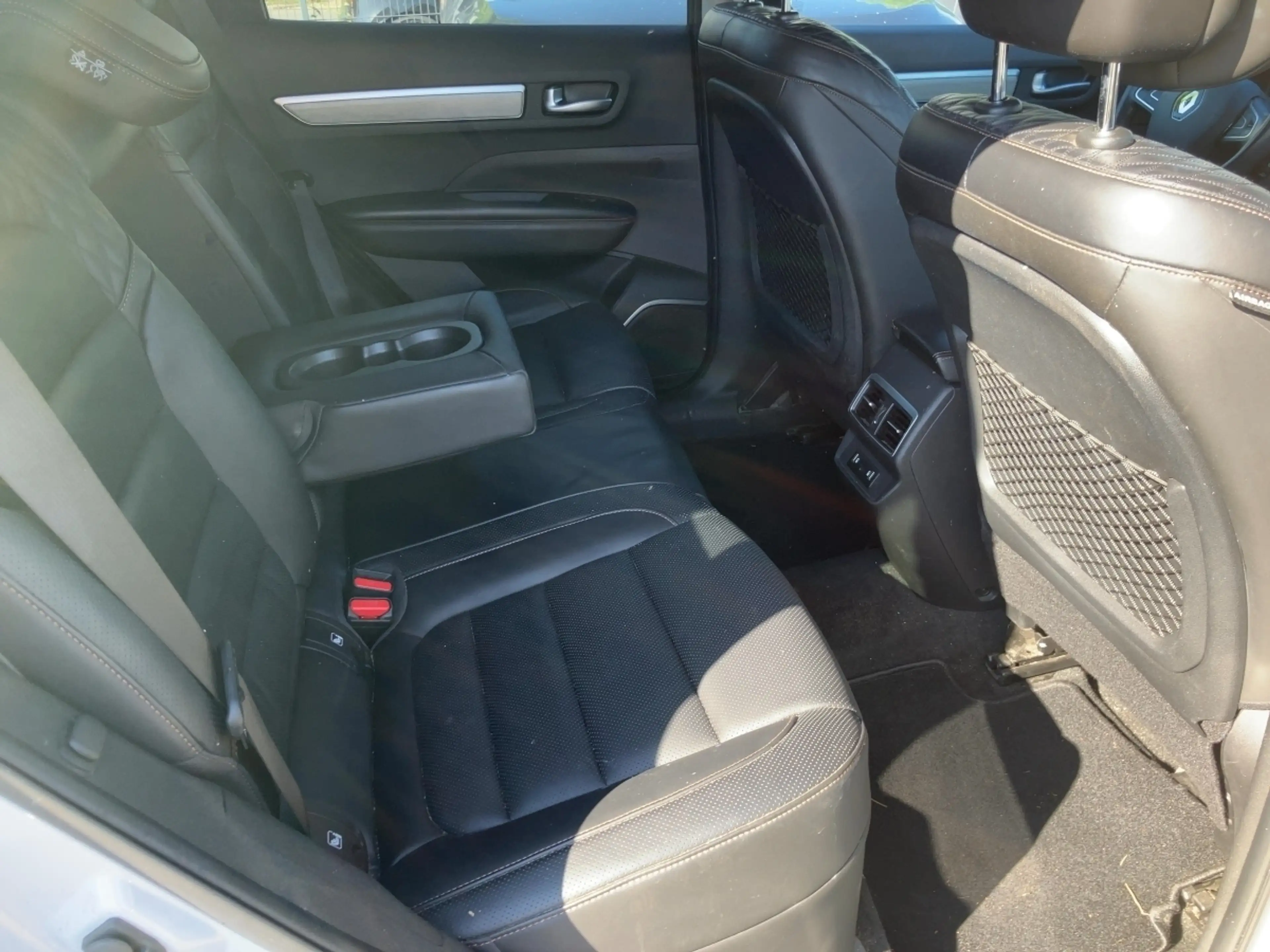 Renault Koleos INITIALE PARIS TCe 160 Automatik — photo 12