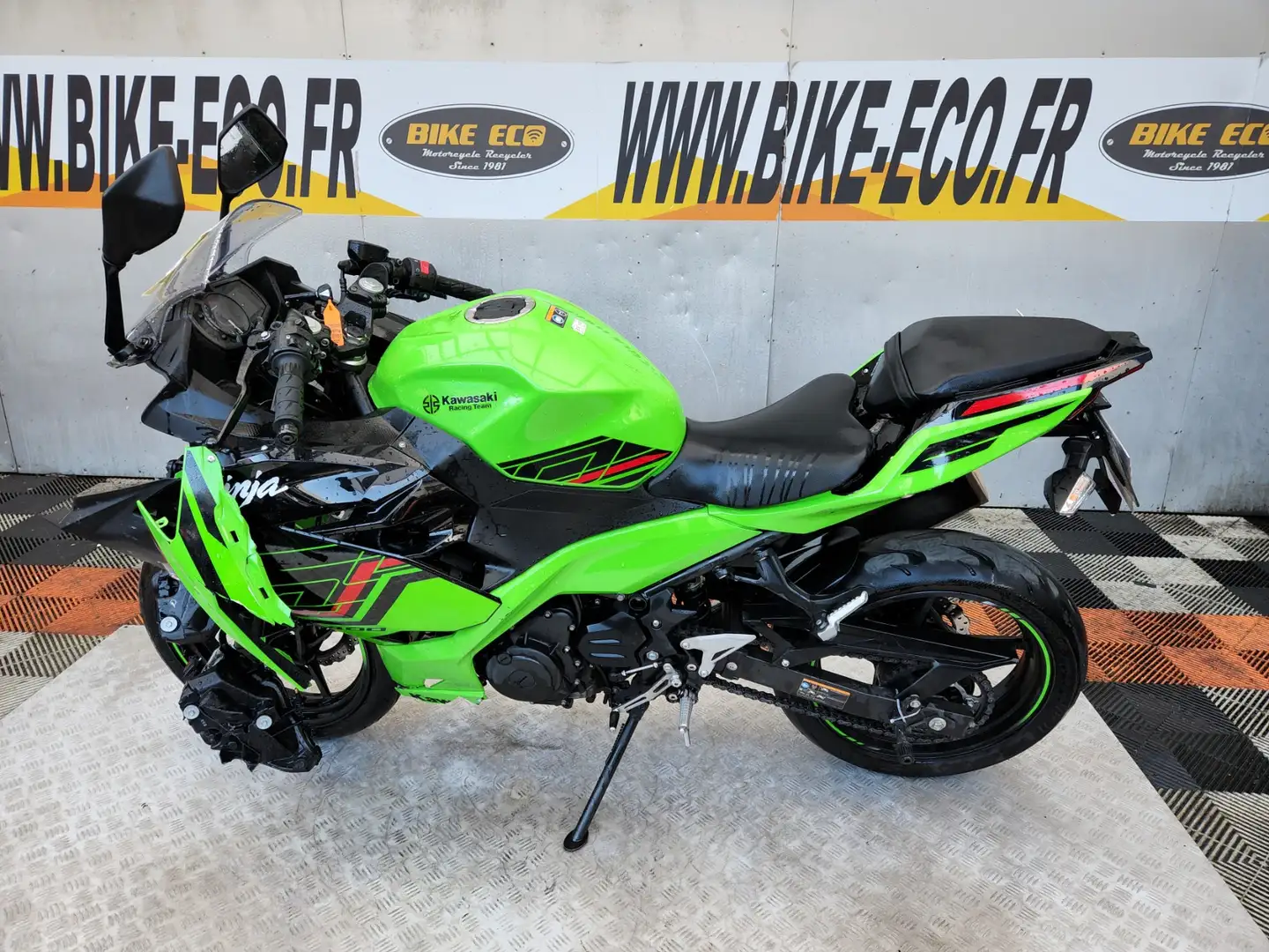Kawasaki Ninja 400 Verde - 2