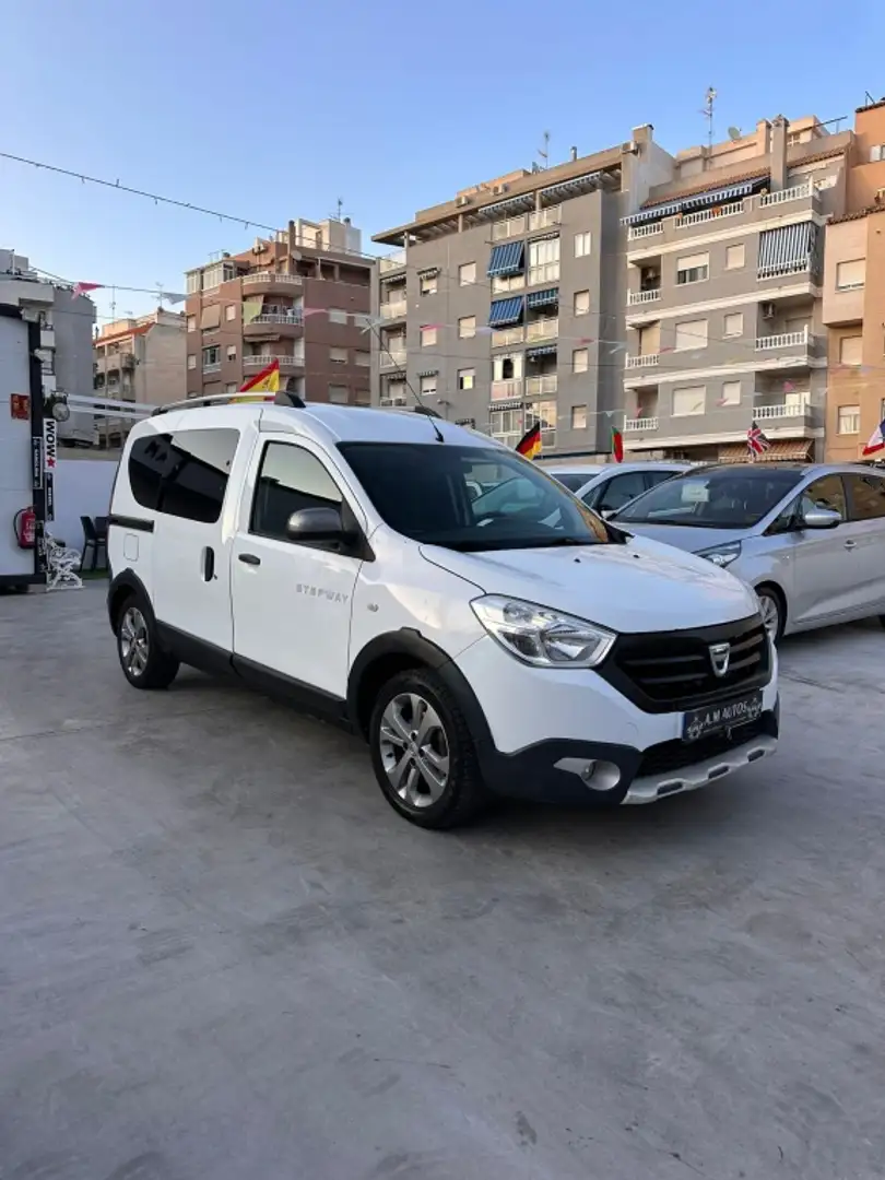 Dacia Dokker Monovolumen Manual de 5 Puertas Bílá - 2