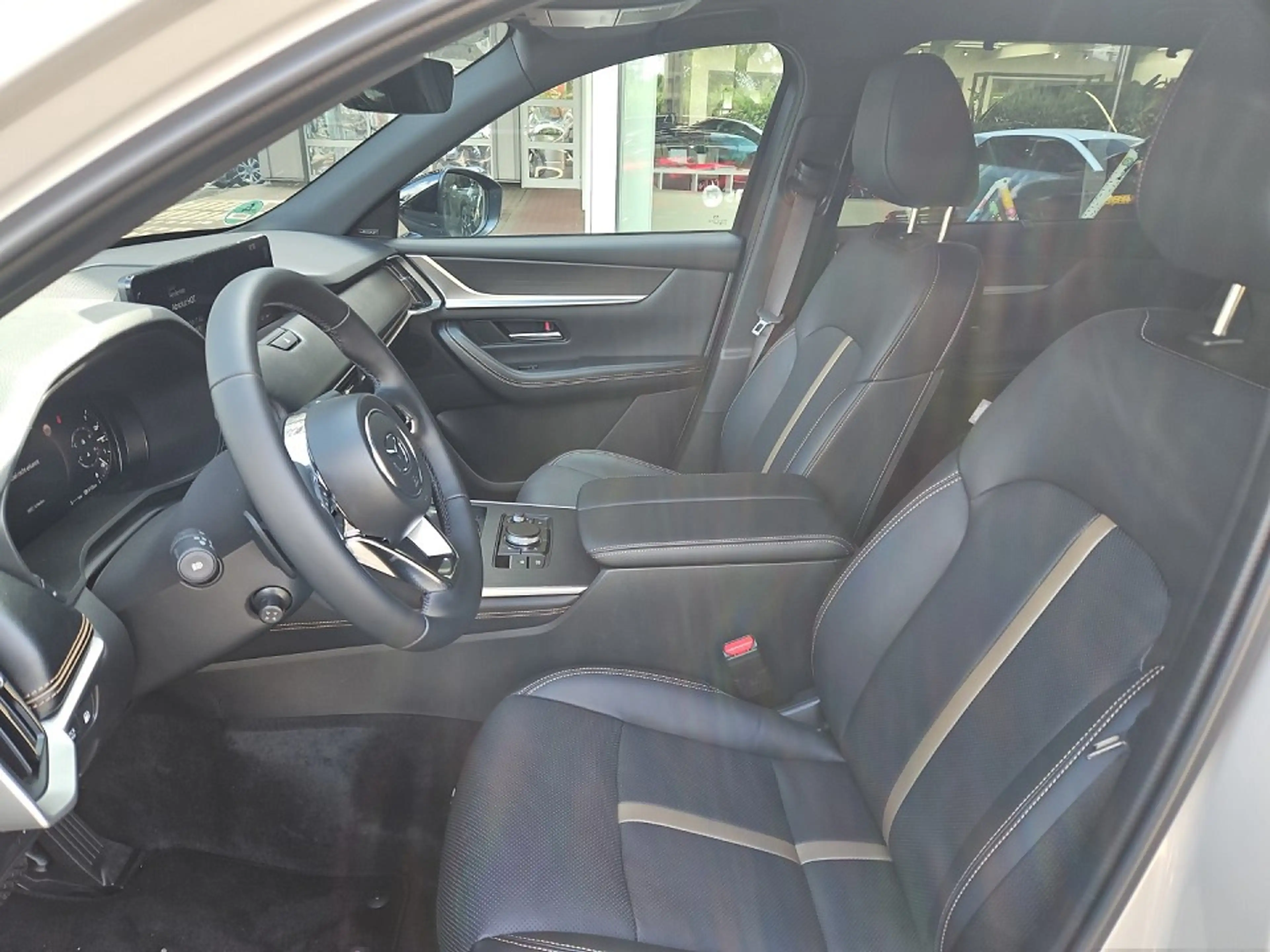 Mazda CX-80 2,5i PHEV Homura Plus 7-Sitzer — photo 10