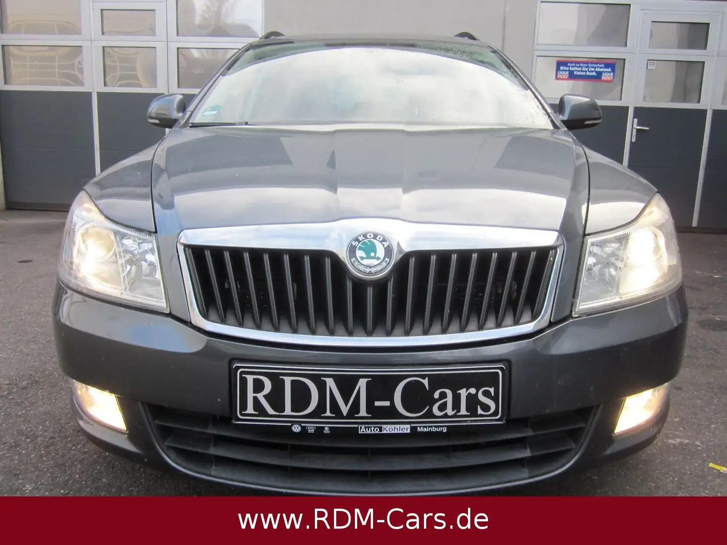Skoda Octavia 1.8 TSI 4x4 Family Combi *Motorschaden* Grau - 2