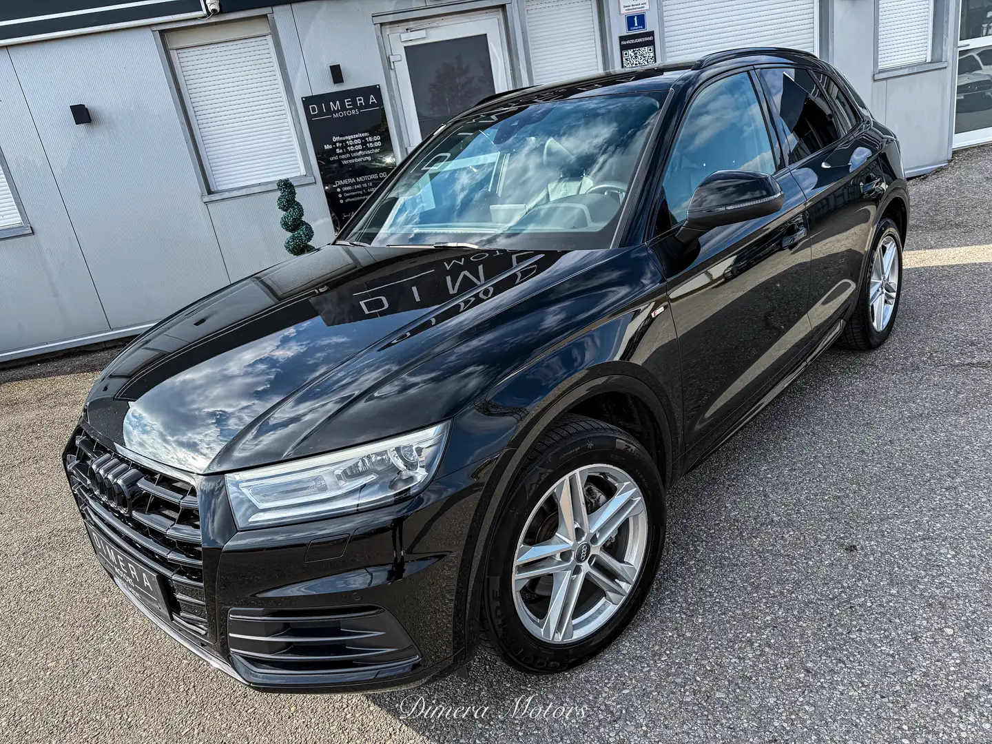 Audi Q5 Quattro S-LINE, VIRTUAL, XENON, NAVI, SHZ Negro - 2