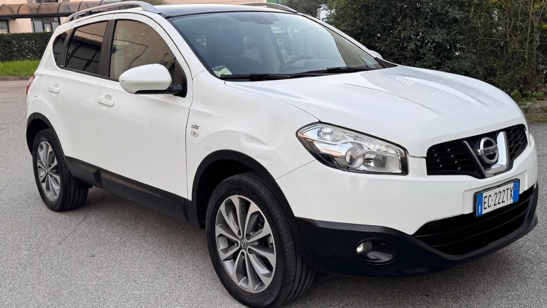 Nissan Qashqai Qashqai 2.0 dci N-Tec 4x4 dpf FL Blanc - 2