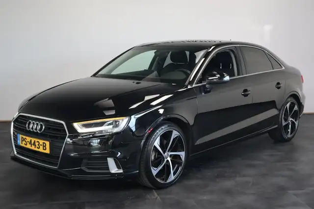 Audi A3 Limousine 1.5 TFSI Sport Line 150pk | Sportstoelen