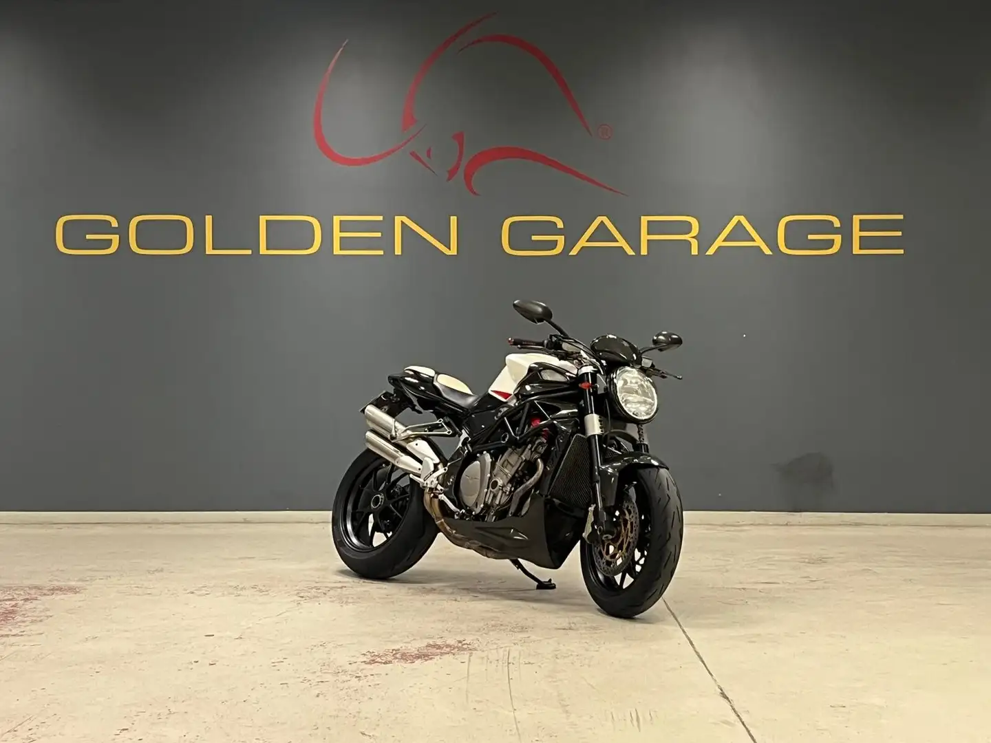 MV Agusta Brutale 910 Bianco - 1