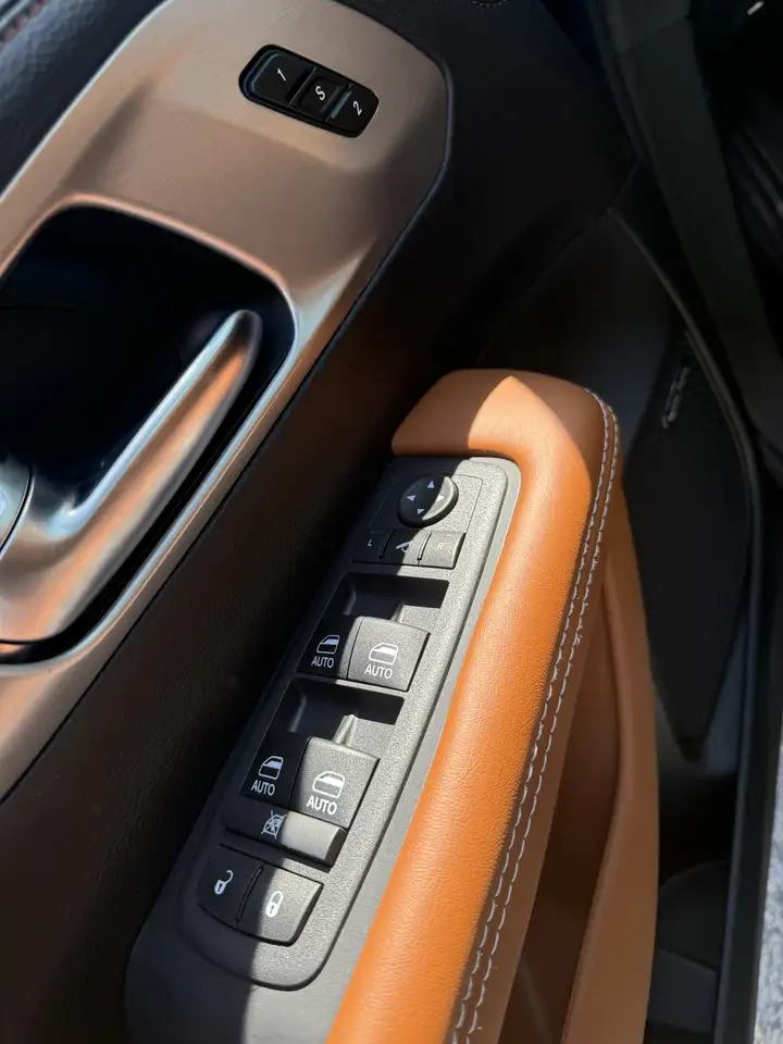 Chrysler Pacifica 2026 — фото 11