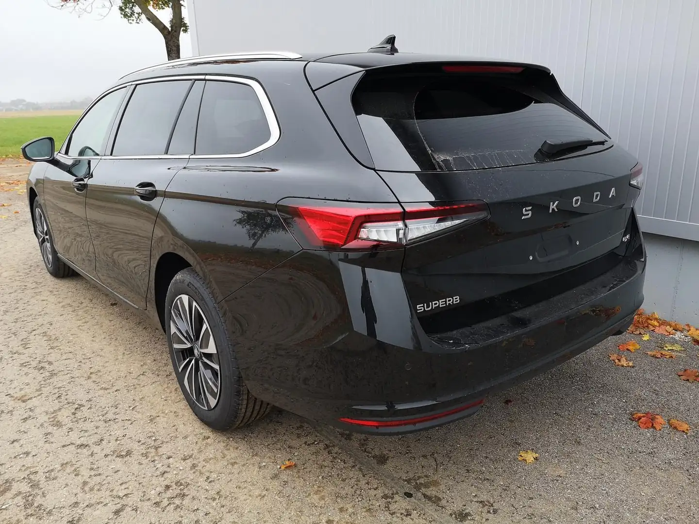 Skoda Superb Combi 2.0 TDI 142kW 4x4 Selection DSG Standh So... Schwarz - 2
