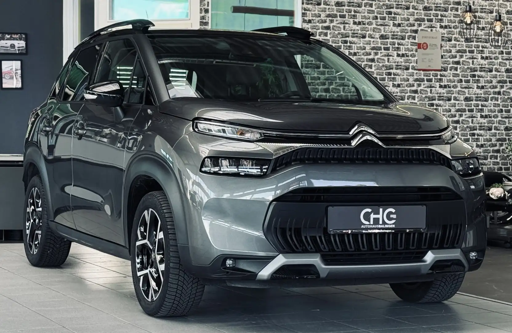 Citroen C3 Aircross Shine Pack Grau - 1