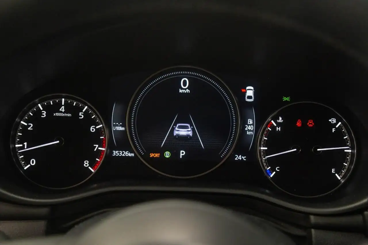 Mazda 3 снимка Mazda 3