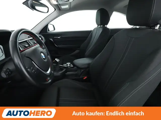 BMW 2 Series view 10