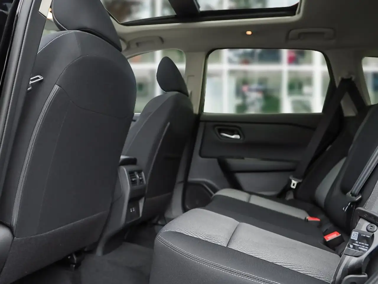 Nissan Rogue photo Nissan Rogue