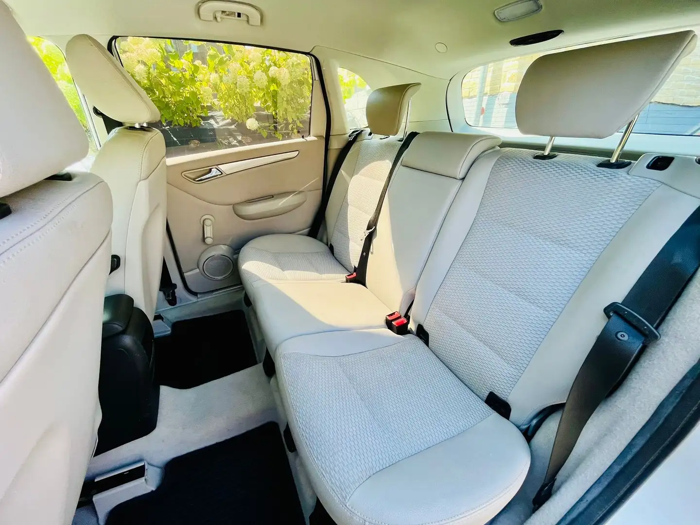 Mercedes-Benz B 180 B 180 CDI Essential - 2