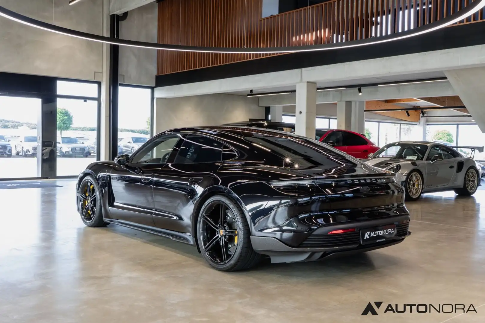 Porsche Taycan Turbo S Burmester / Nachtsicht / Carbon Siyah - 2