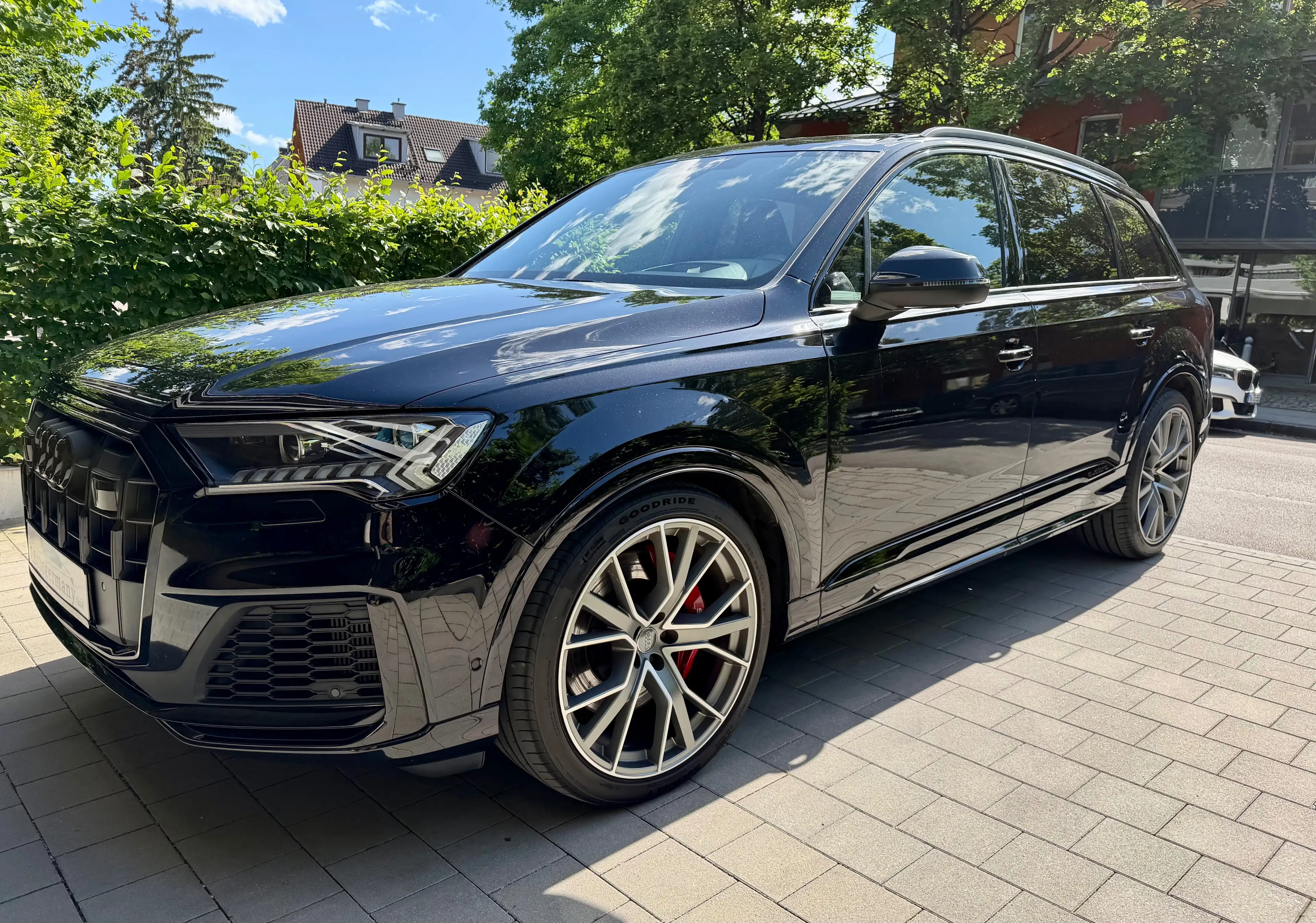 Audi SQ7 4.0TDI 435PS Quattro 7-Sitz Matrix B&O Soft Close — photo 5