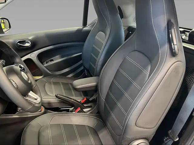 smart Fortwo view 8
