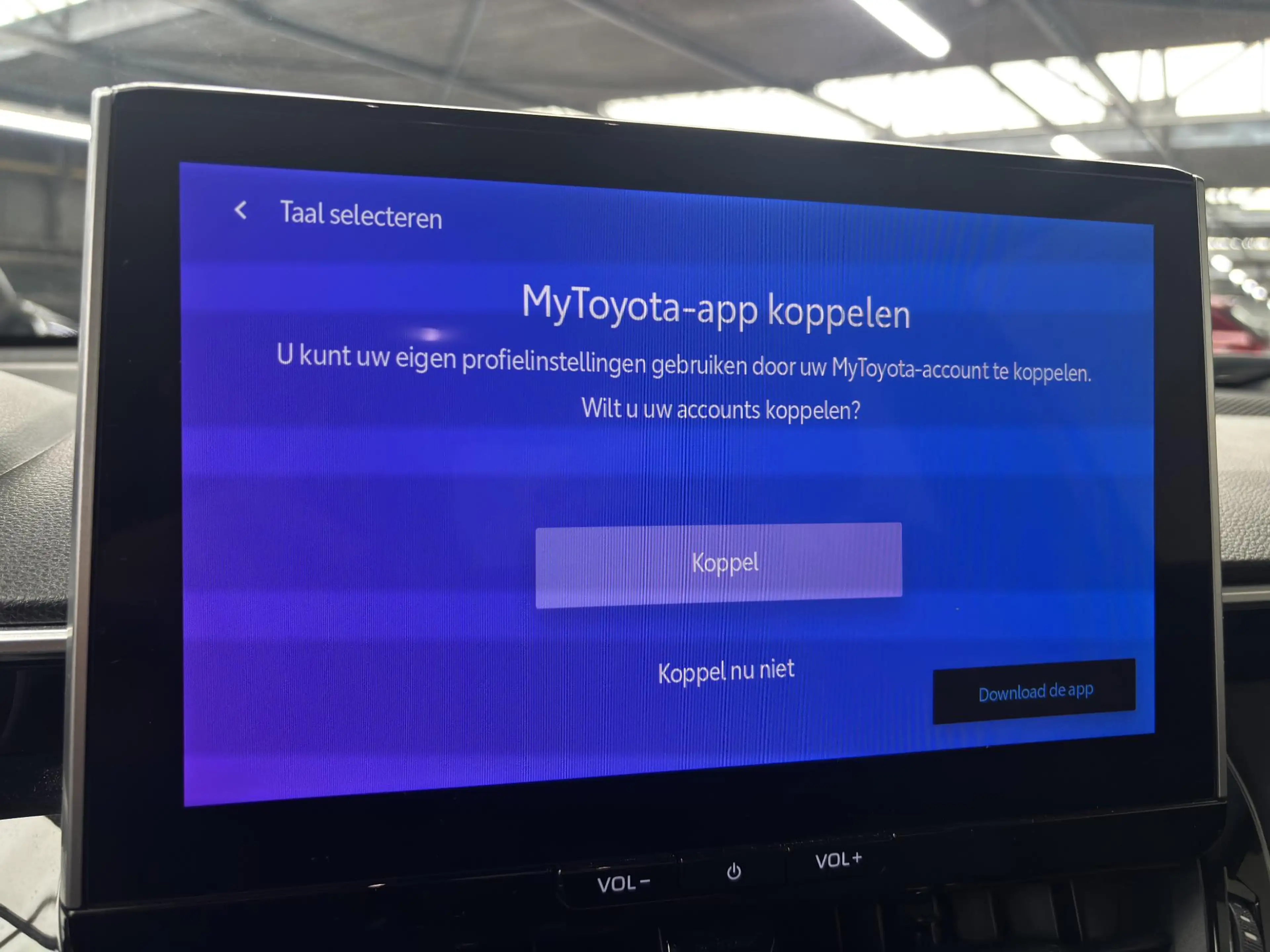 Toyota Corolla Cross Hybrid 140 Active — photo 14