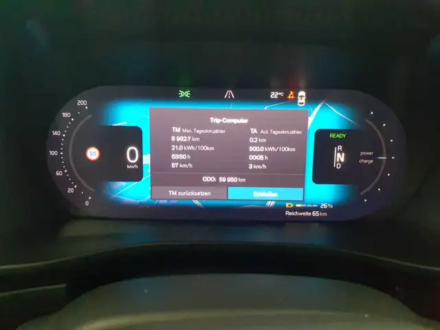 Volvo XC40 view 11