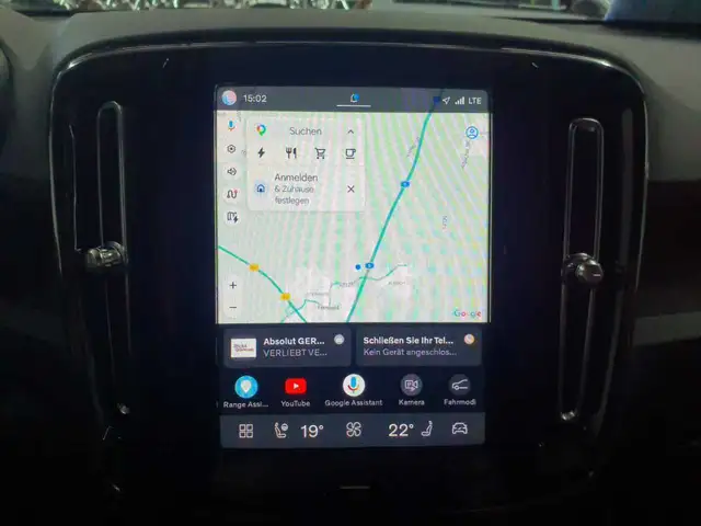 Volvo XC40 view 12