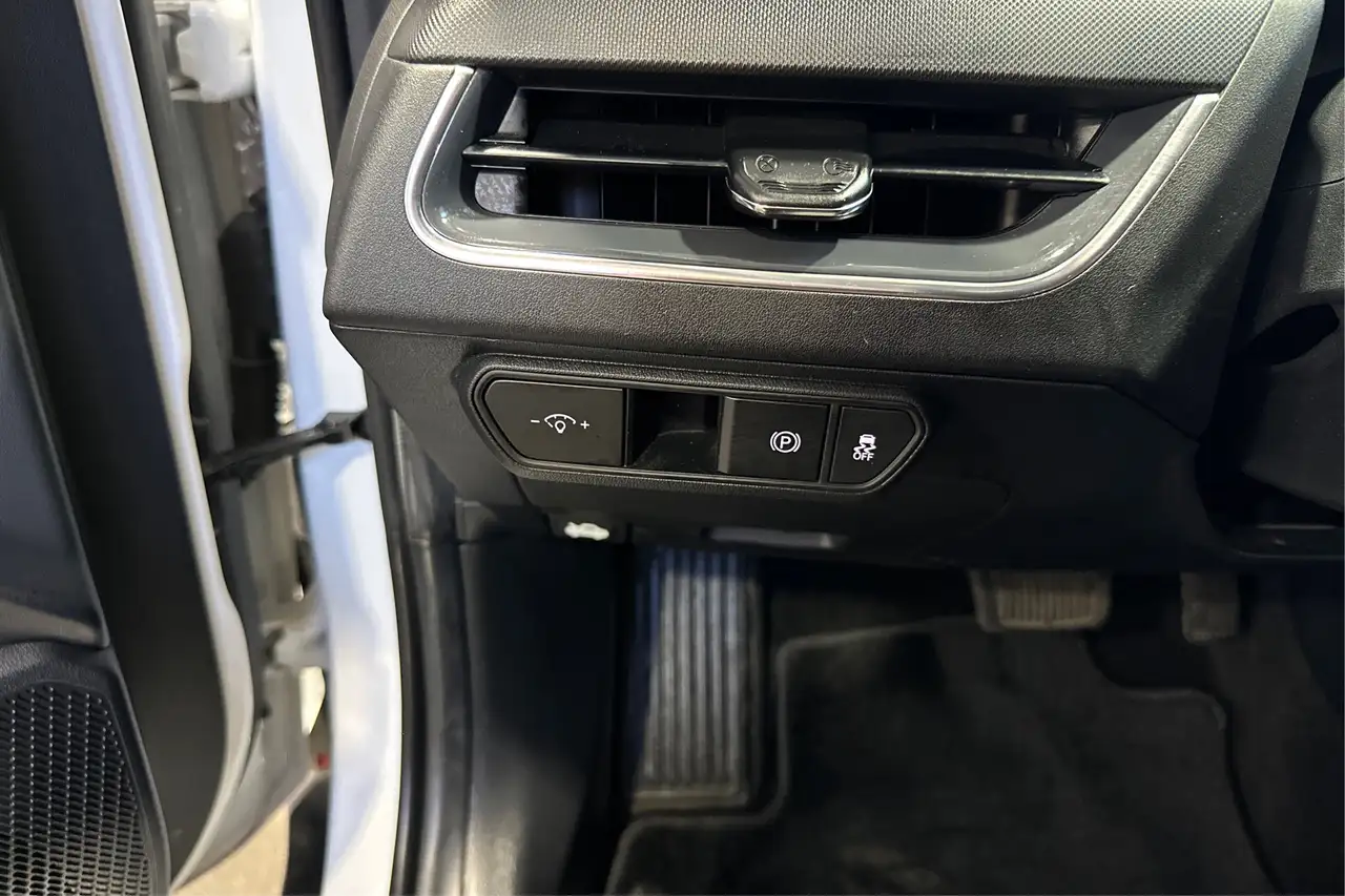 Kia K4 fotografie Kia K4