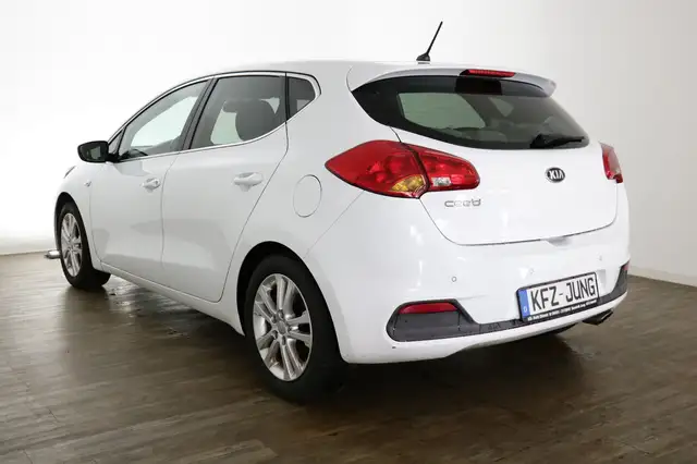 Kia Ceed view 7