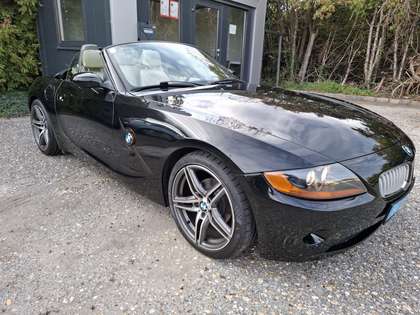 BMW Z4 2.2i in Cosmosschwarz metallic, Leder beige BMW Z4 2.2i in Cosmosschwarz metallic, Leder beige