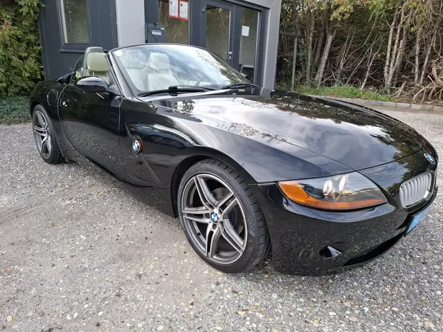 BMW Z4 2.2i V6  Cosmosschwarz metallic, Leder ,Aktion!